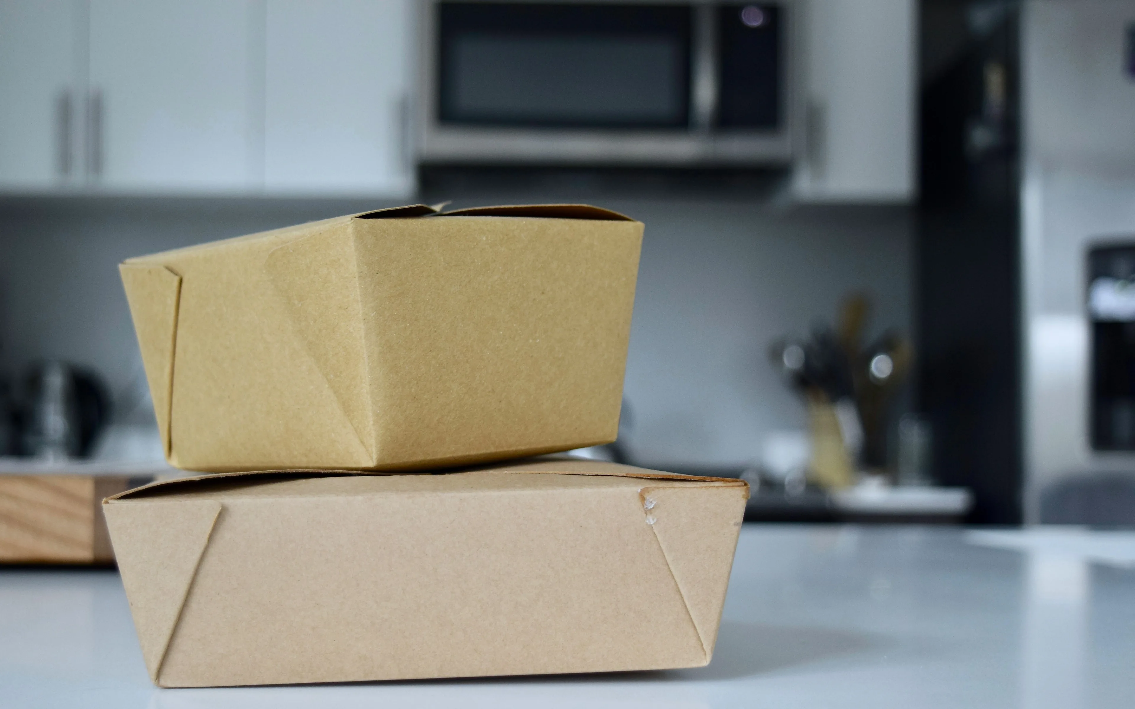 Paper and cardboard packaging materials